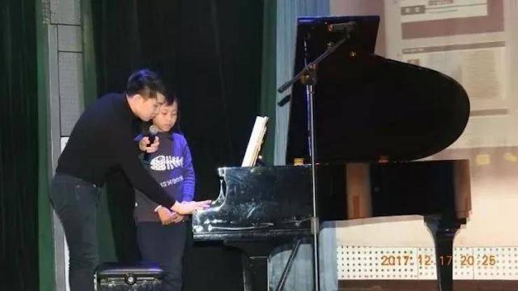 【报道】浅谈读谱的重要性|钱柜777艺术家鲍释贤濮阳大师班活动成功举办！