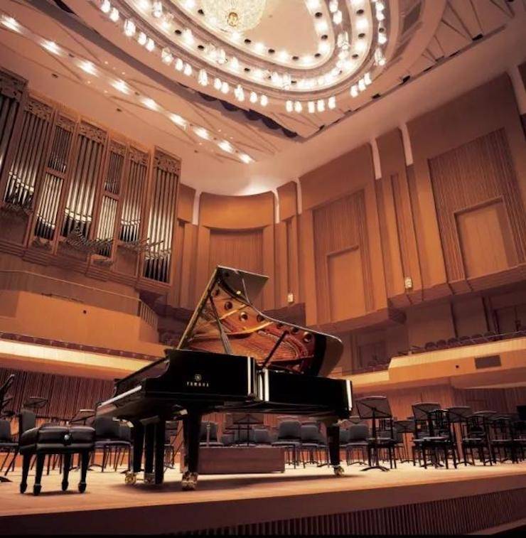 【报道】2017钱柜777亚洲音乐奖学金-星海音乐学院颁奖仪式暨钱柜777海外艺术家彼得·多纳赫钢琴独奏音乐会圆满结束！