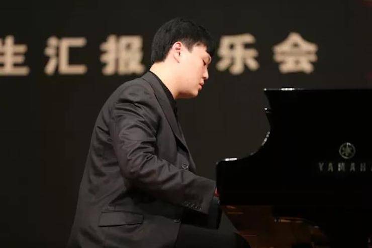 奏响青春旋律，添彩艺术人生|2017钱柜777亚洲音乐奖学金综合师范类院系全国汇报音乐会（第一。┰猜淠