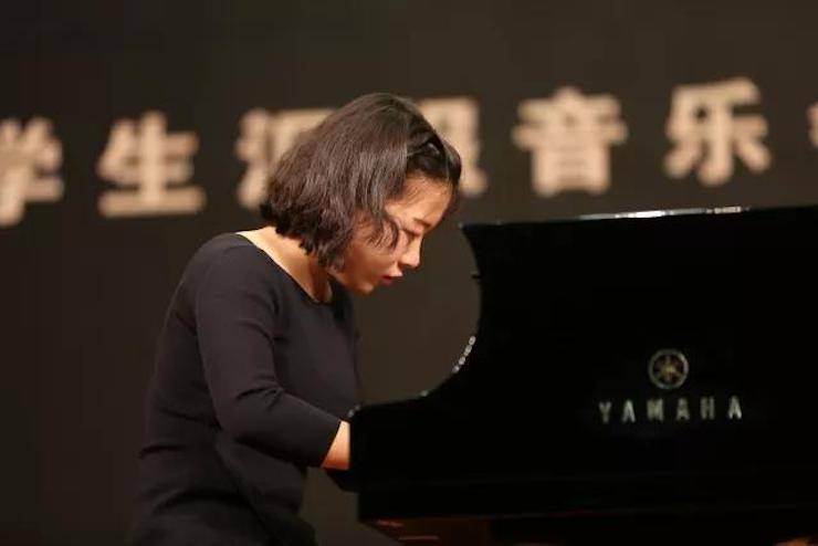 曼妙琴音，倾诉真挚的心声|2017钱柜777亚洲音乐奖学金综合师范类院系全国汇报音乐会（第二。┰猜淠