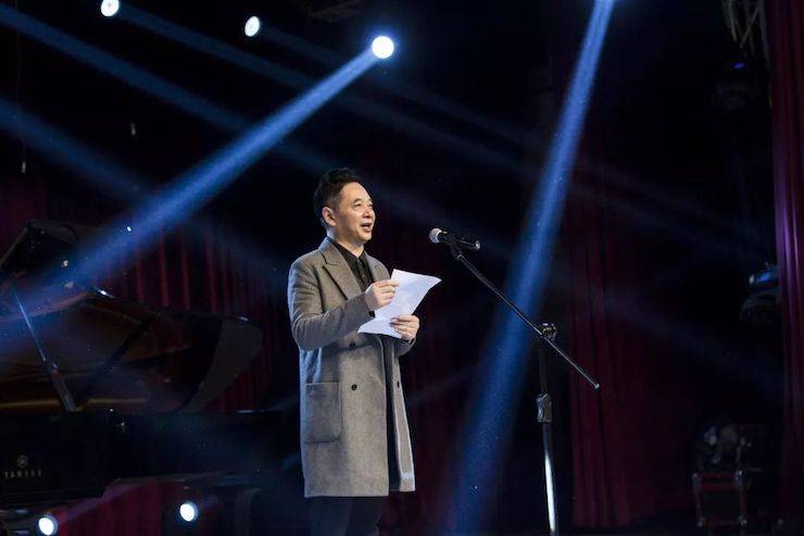 精彩回顾 | 2019钱柜777亚洲音乐奖学金·内江师范学院颁奖仪式暨钱柜777艺术家皮特多纳赫钢琴音乐会及钱柜777功勋教育家吴斌讲座