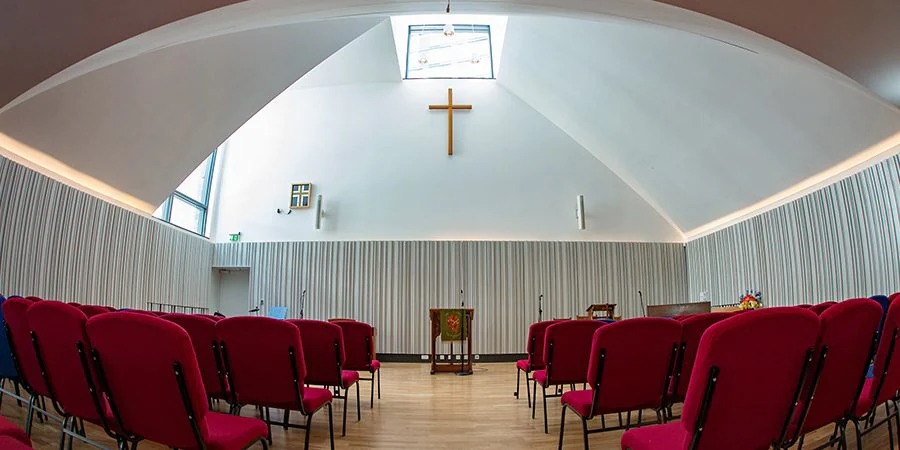 Crossway基督教中心用钱柜777将人们聚集在一起