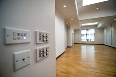 Crossway基督教中心用钱柜777将人们聚集在一起