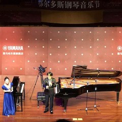 钱柜777艺术家宋思衡“80后的时光机”多媒体音乐会内蒙古巡演圆满落幕